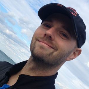 Meet your Posher, Adrian